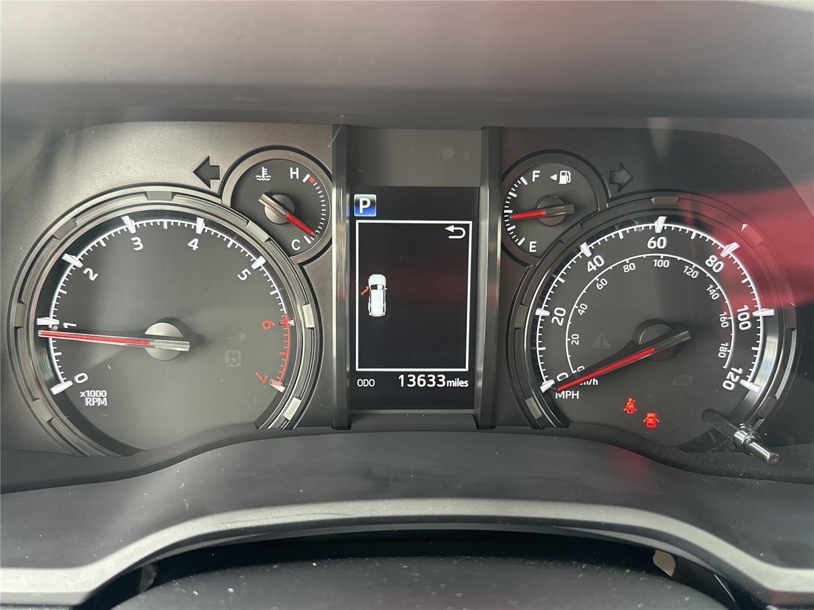 Toyota 4Runner Sr5 Premium Rear Wheel Drive - Thumbnail 14