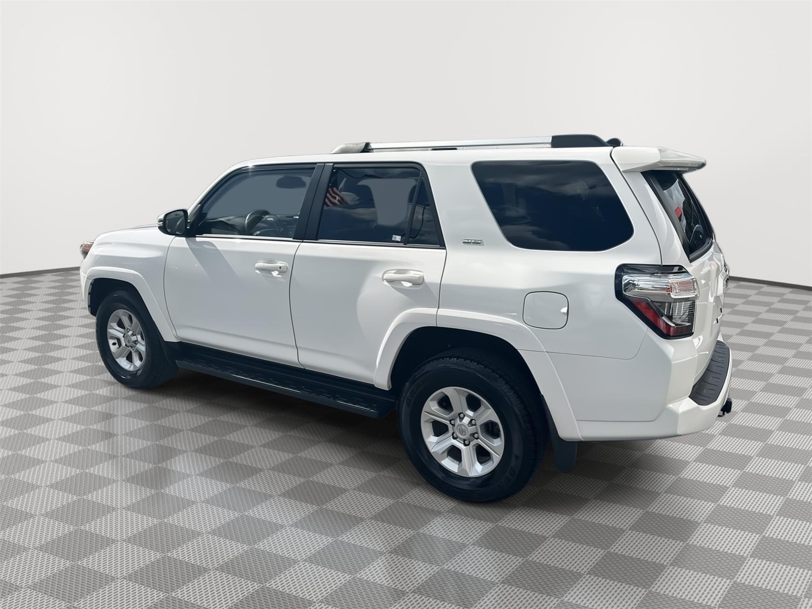 Toyota 4Runner Sr5 Premium Rear Wheel Drive - Thumbnail 8