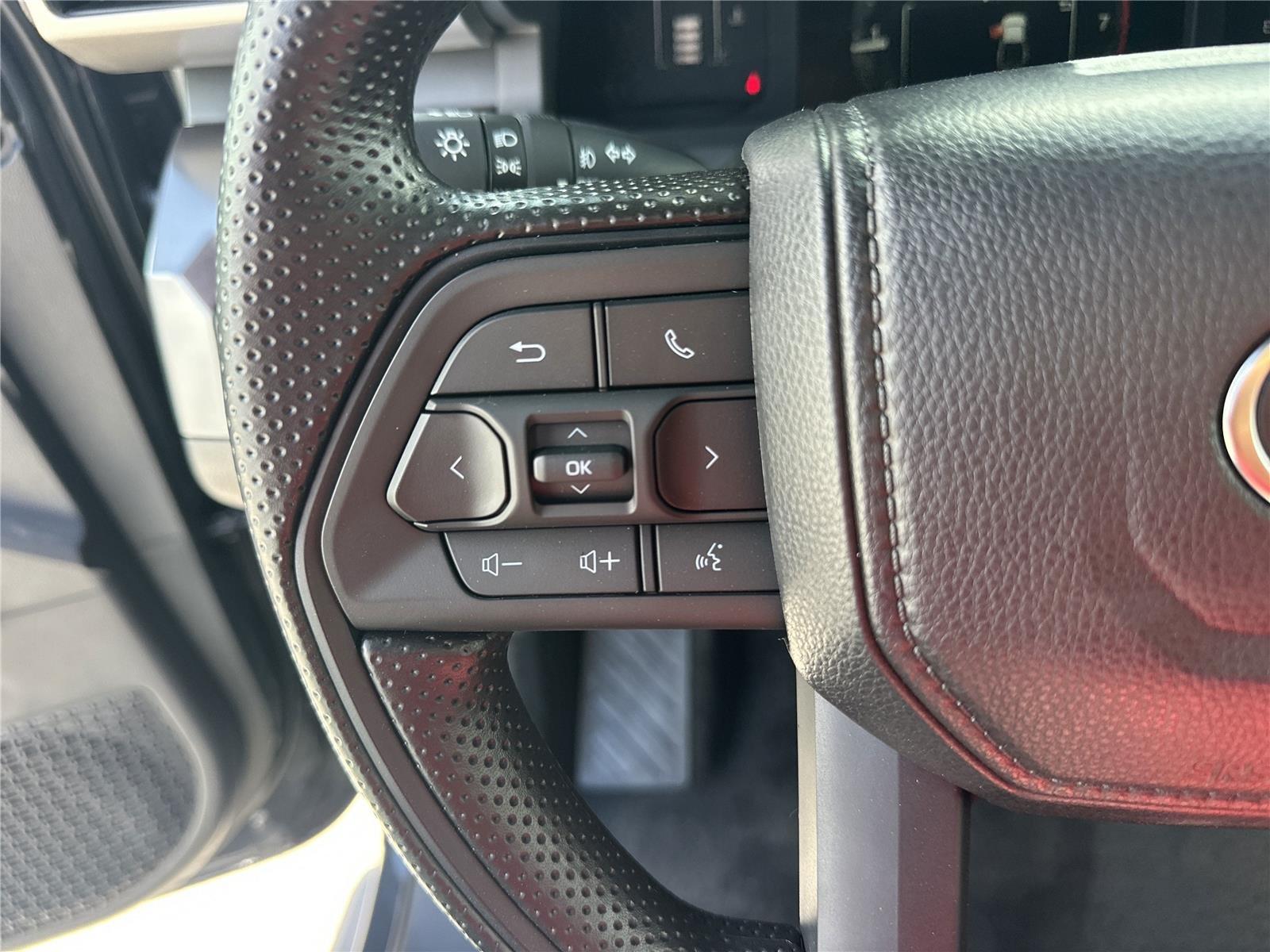 Toyota Tacoma Sr5 Double Cab Rear-Wheel Drive - Thumbnail 10