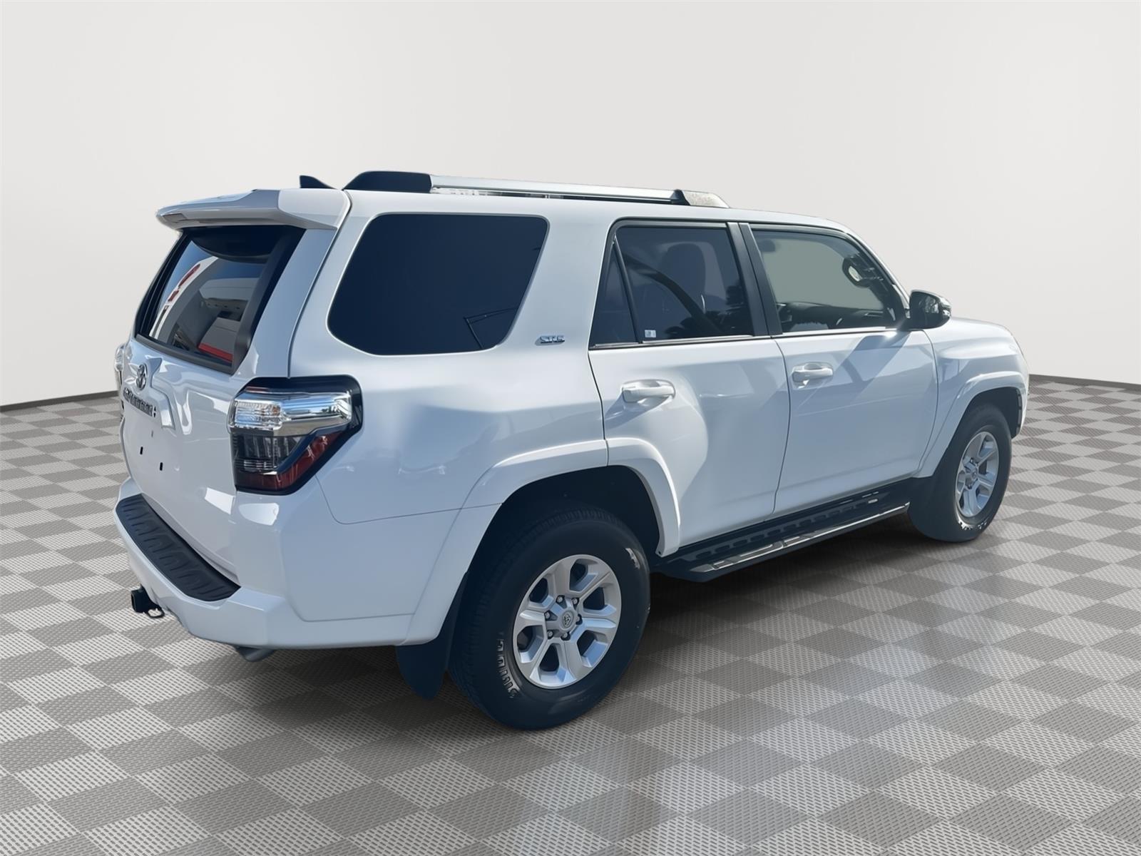 Toyota 4Runner Sr5 Premium Rear Wheel Drive - Thumbnail 6