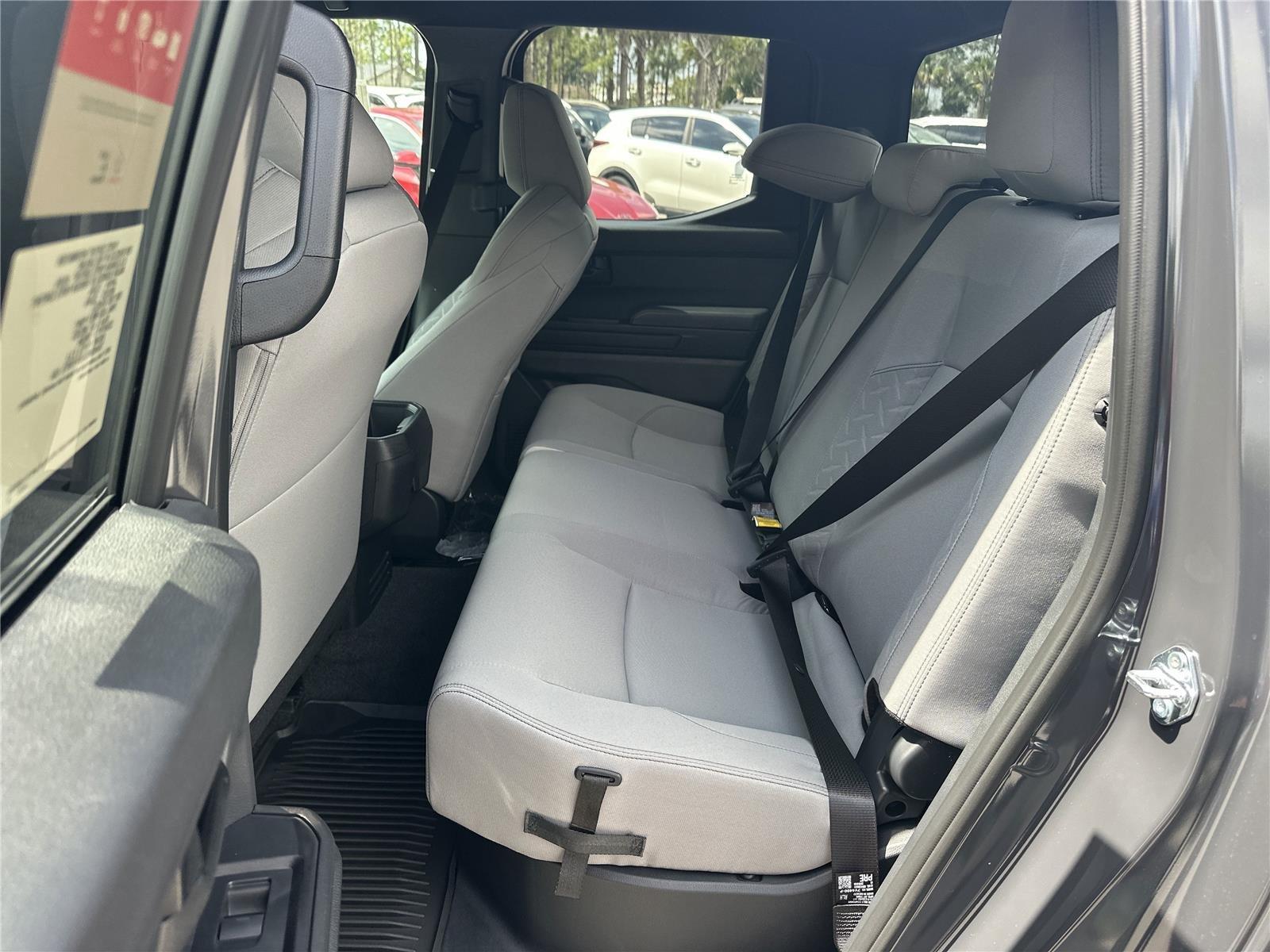 Toyota Tacoma Sr5 Double Cab Rear-Wheel Drive - Thumbnail 19