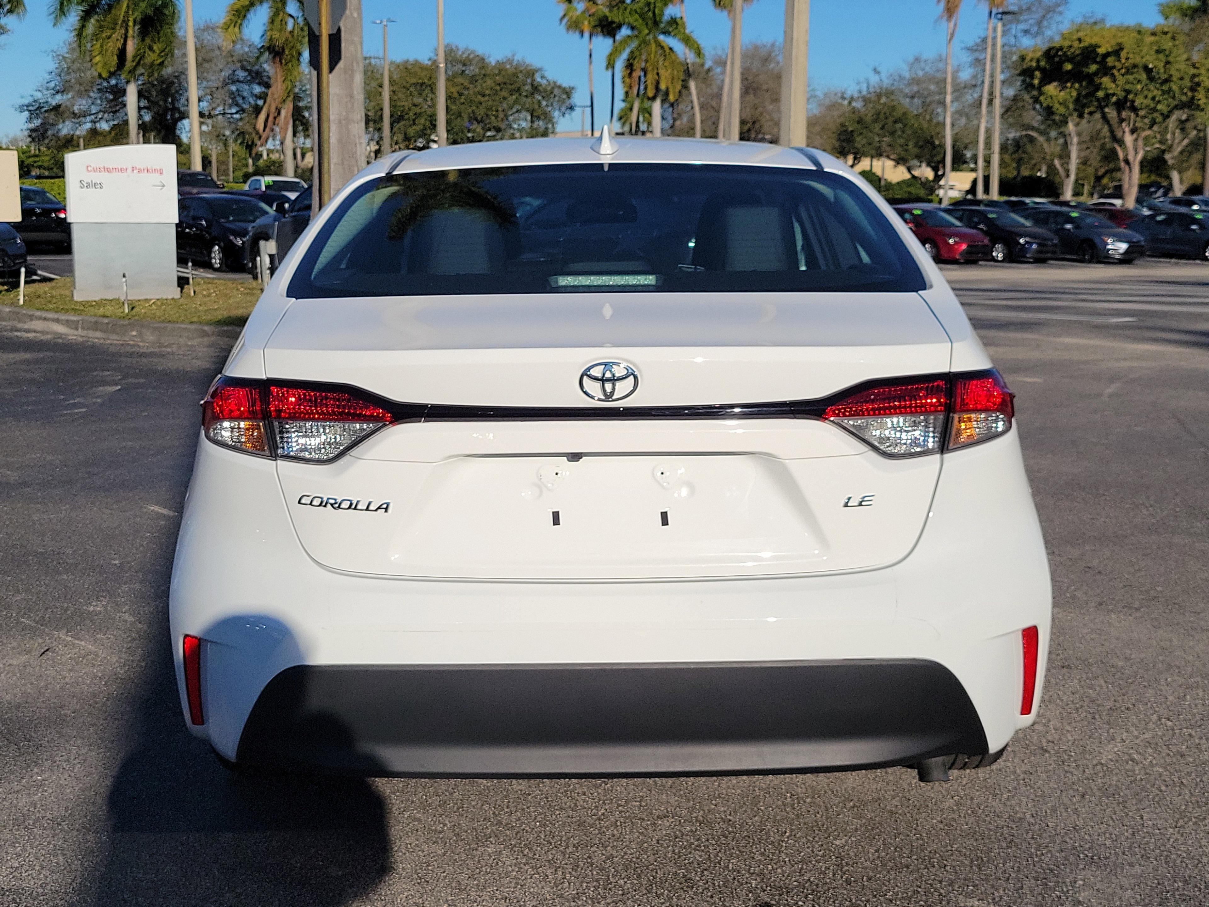 Toyota Corolla Le Fwd - Thumbnail 7