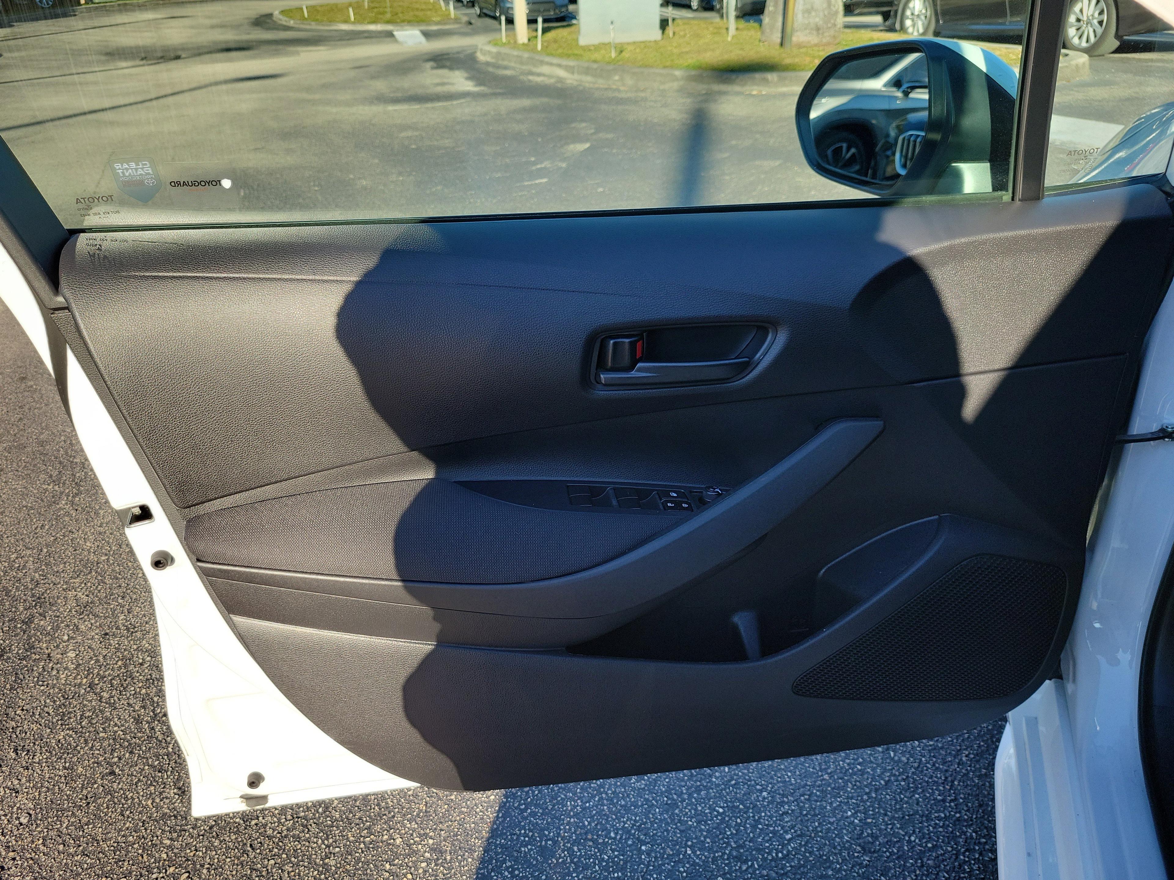 Toyota Corolla Le Fwd - Thumbnail 14