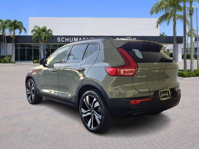 Volvo Xc40 B5 Plus Dark Theme With Navigation & Awd - Thumbnail 6