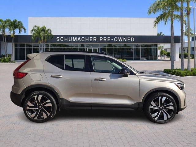 Volvo Xc40 B5 Plus Dark Theme With Navigation & Awd - Thumbnail 9