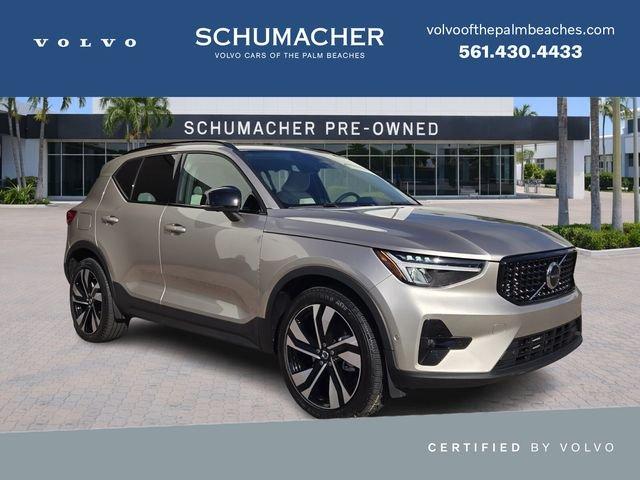 Volvo Xc40 B5 Plus Dark Theme With Navigation & Awd - Thumbnail 2
