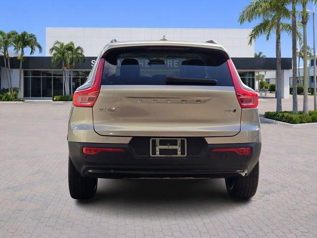 Volvo Xc40 B5 Plus Dark Theme With Navigation & Awd - Thumbnail 7