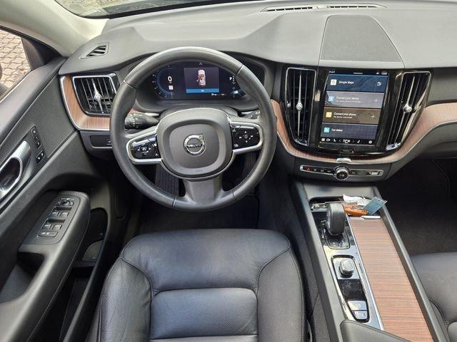Volvo Xc60 B5 Plus Dark Theme Awd - Thumbnail 18