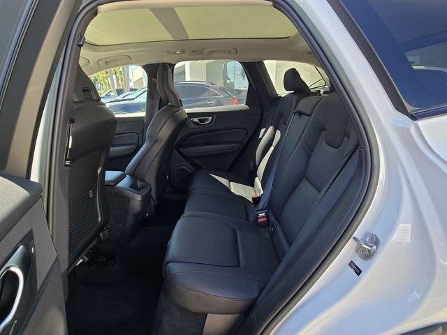 Volvo Xc60 B5 Plus Dark Theme Awd - Thumbnail 14