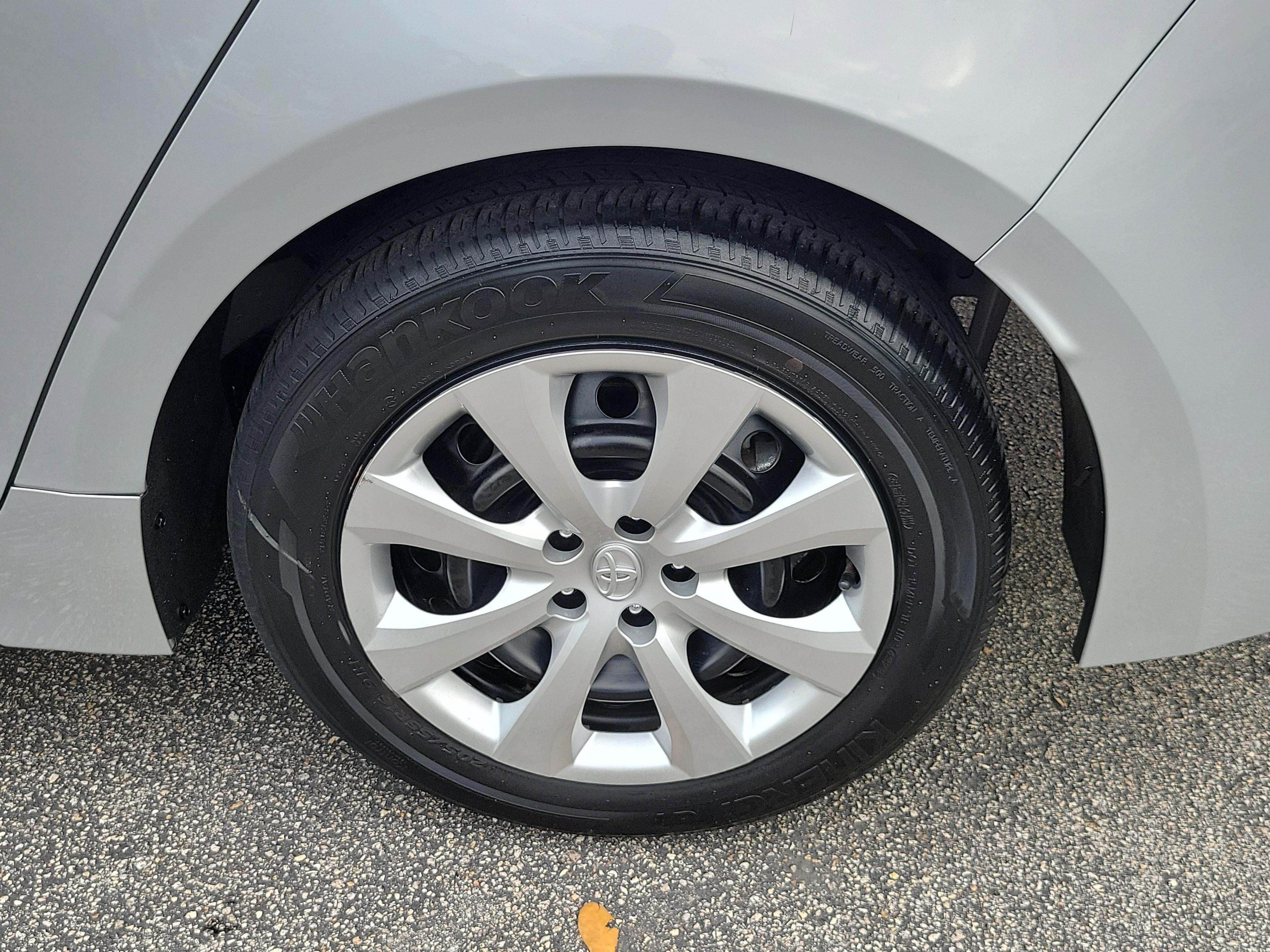 Toyota Corolla Le Fwd - Thumbnail 9