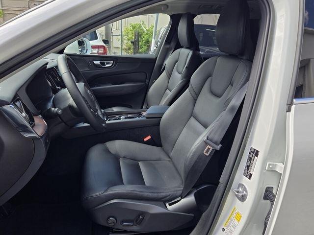 Volvo Xc60 B5 Plus Bright Theme Awd - Thumbnail 14