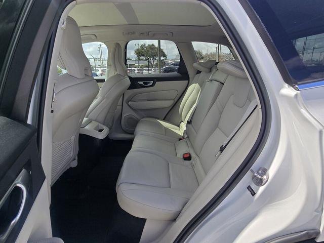 Volvo Xc60 B5 Plus Bright Theme Awd - Thumbnail 16