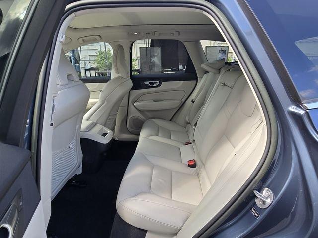 Volvo Xc60 B5 Plus Bright Theme Awd - Thumbnail 16