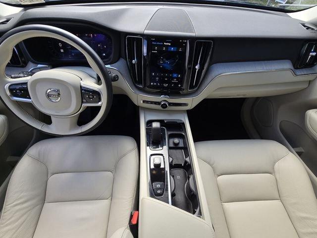 Volvo Xc60 B5 Plus Bright Theme Awd - Thumbnail 18