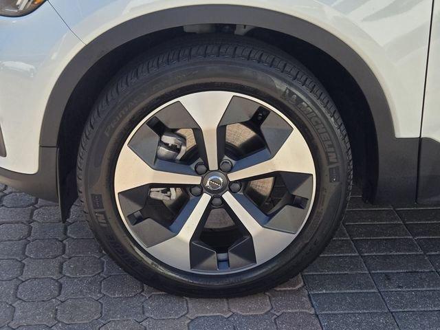 Volvo Xc40 B4 Plus Bright Theme With Navigation - Thumbnail 12