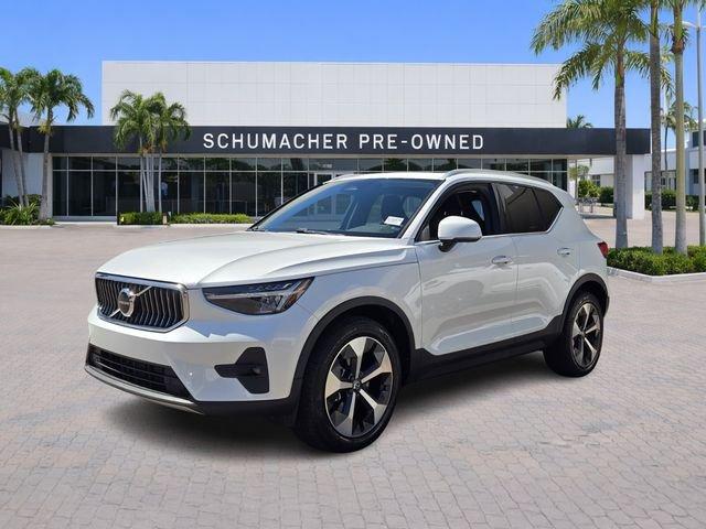 Volvo Xc40 B4 Plus Bright Theme With Navigation - Thumbnail 4