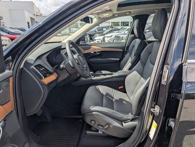 Volvo Xc90 Plug-In Hybrid T8 Plus 6 Passenger - Thumbnail 9