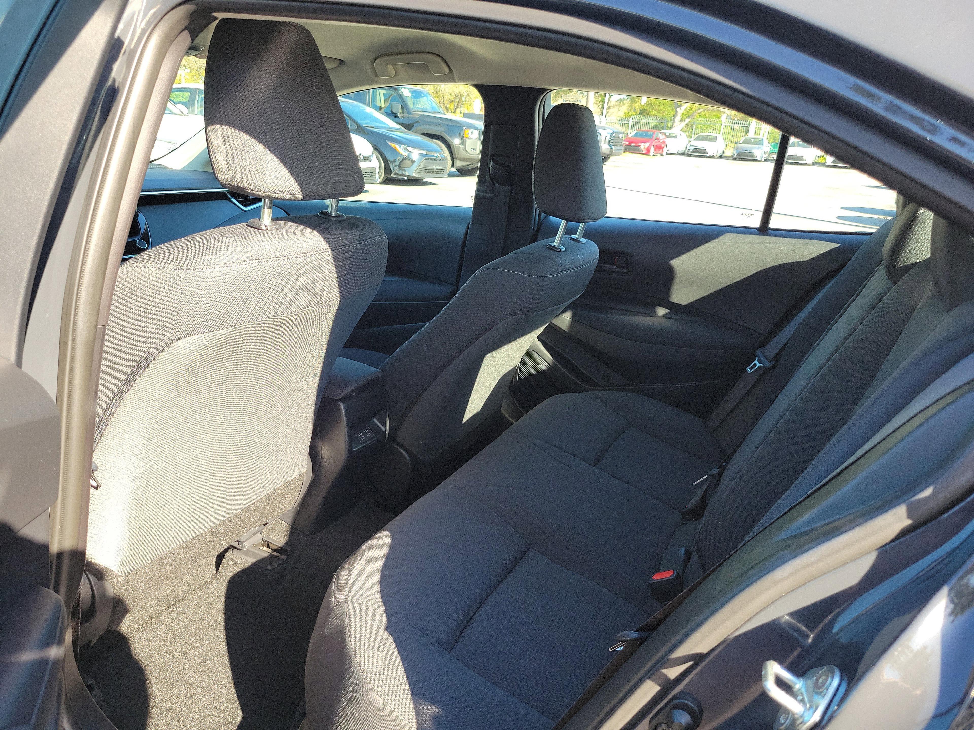 Toyota Corolla Le Fwd - Thumbnail 9