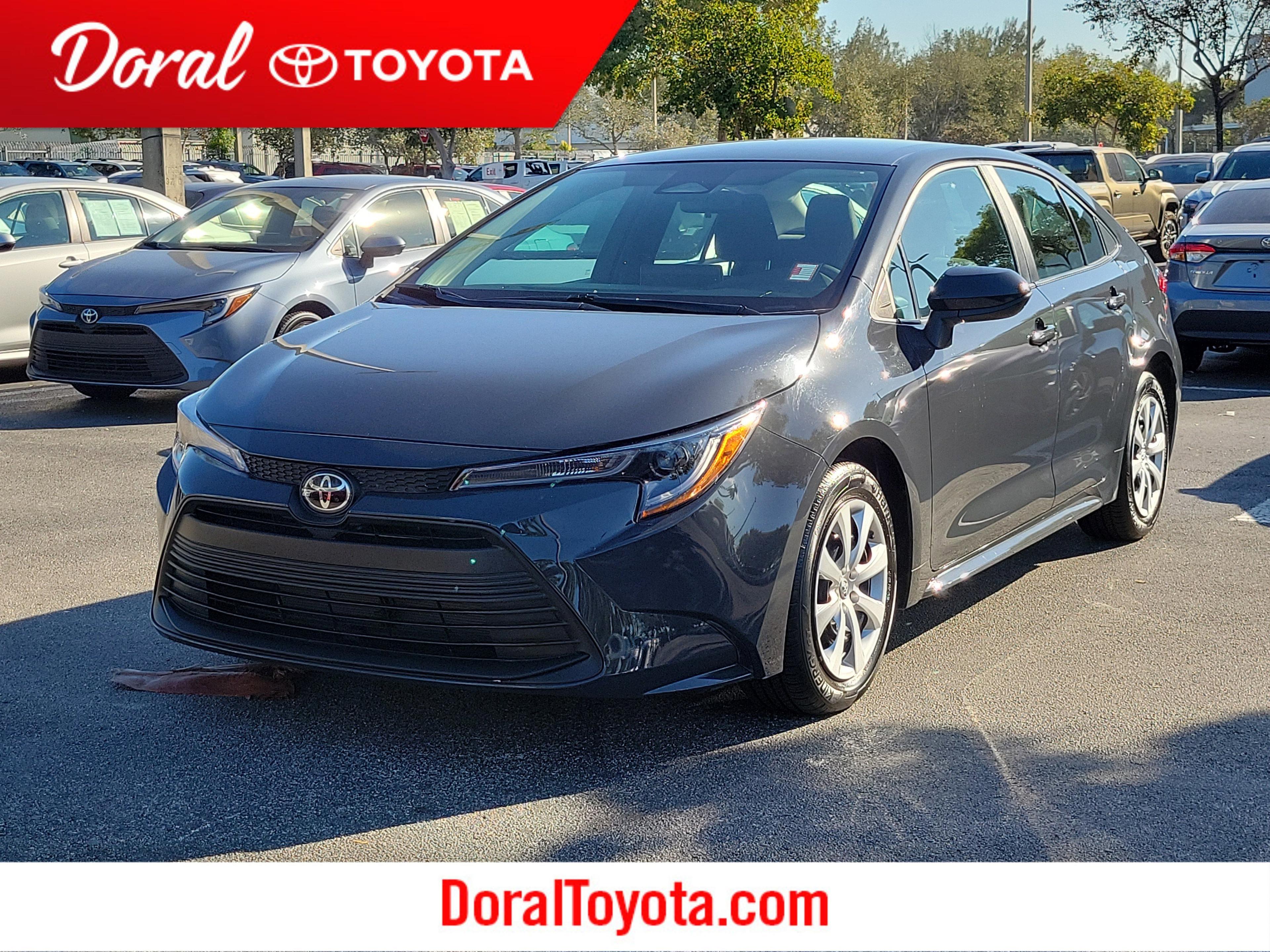 Toyota Corolla Le Fwd - Thumbnail 2