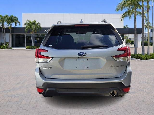 Subaru Forester Limited With Navigation & Awd - Thumbnail 7