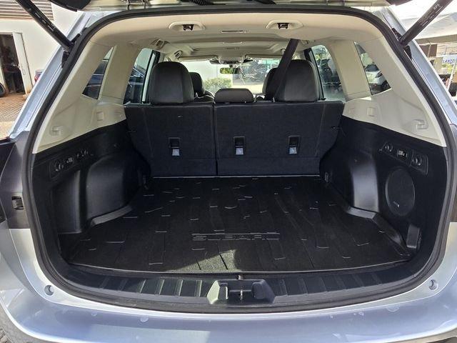 Subaru Forester Limited With Navigation & Awd - Thumbnail 12