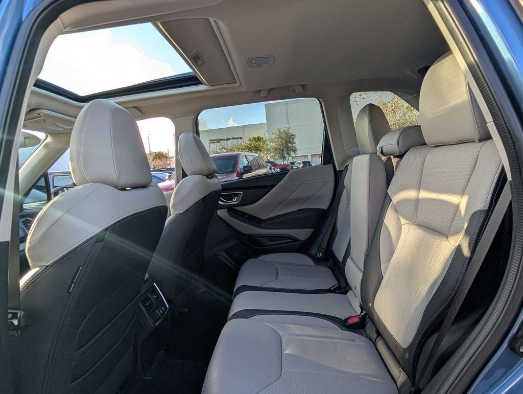 Subaru Forester Limited With Navigation & Awd - Thumbnail 12