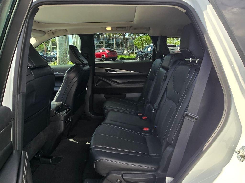 Infiniti Qx60 Luxe With Navigation - Thumbnail 16