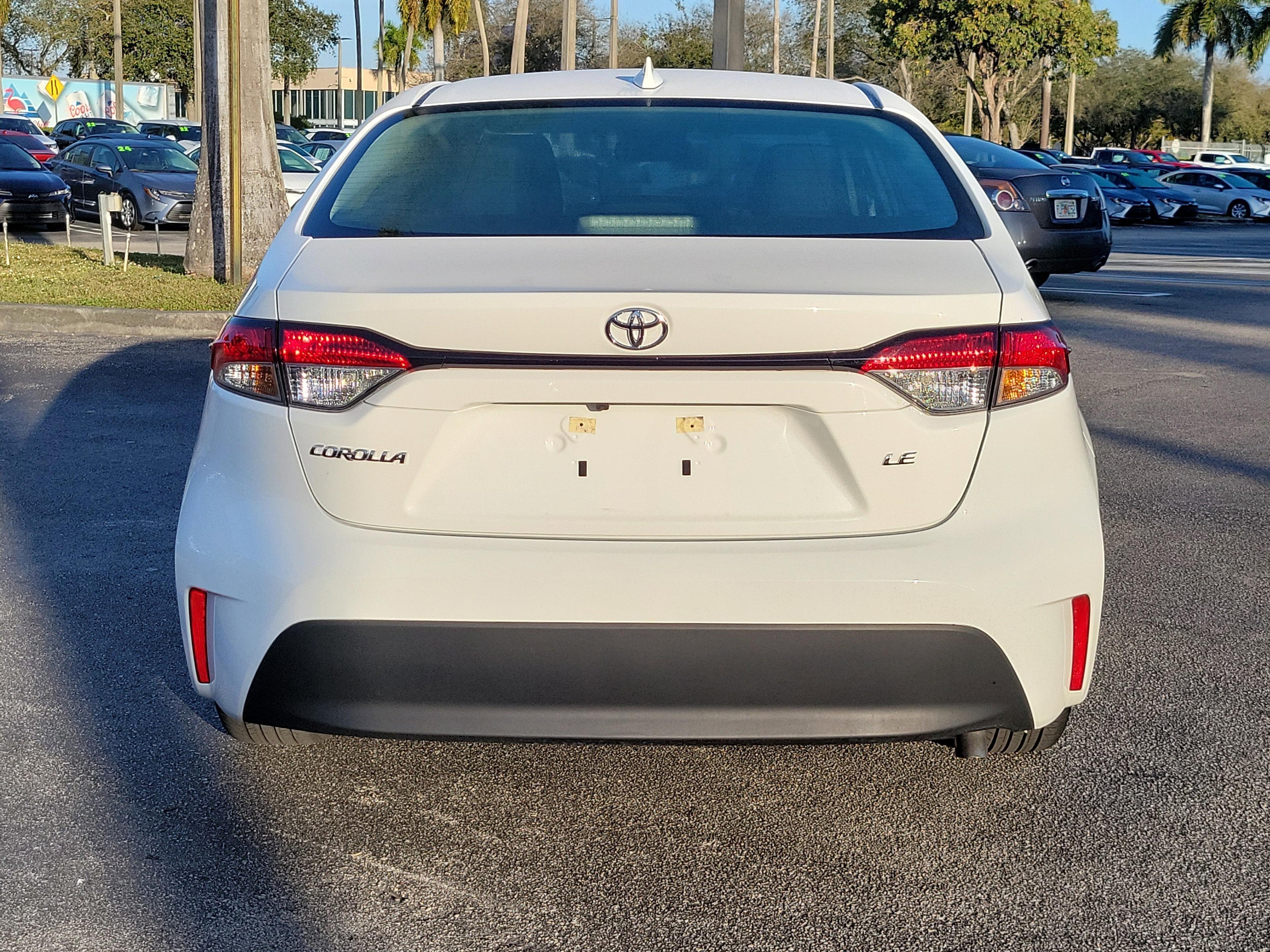 Toyota Corolla Le Fwd - Thumbnail 7