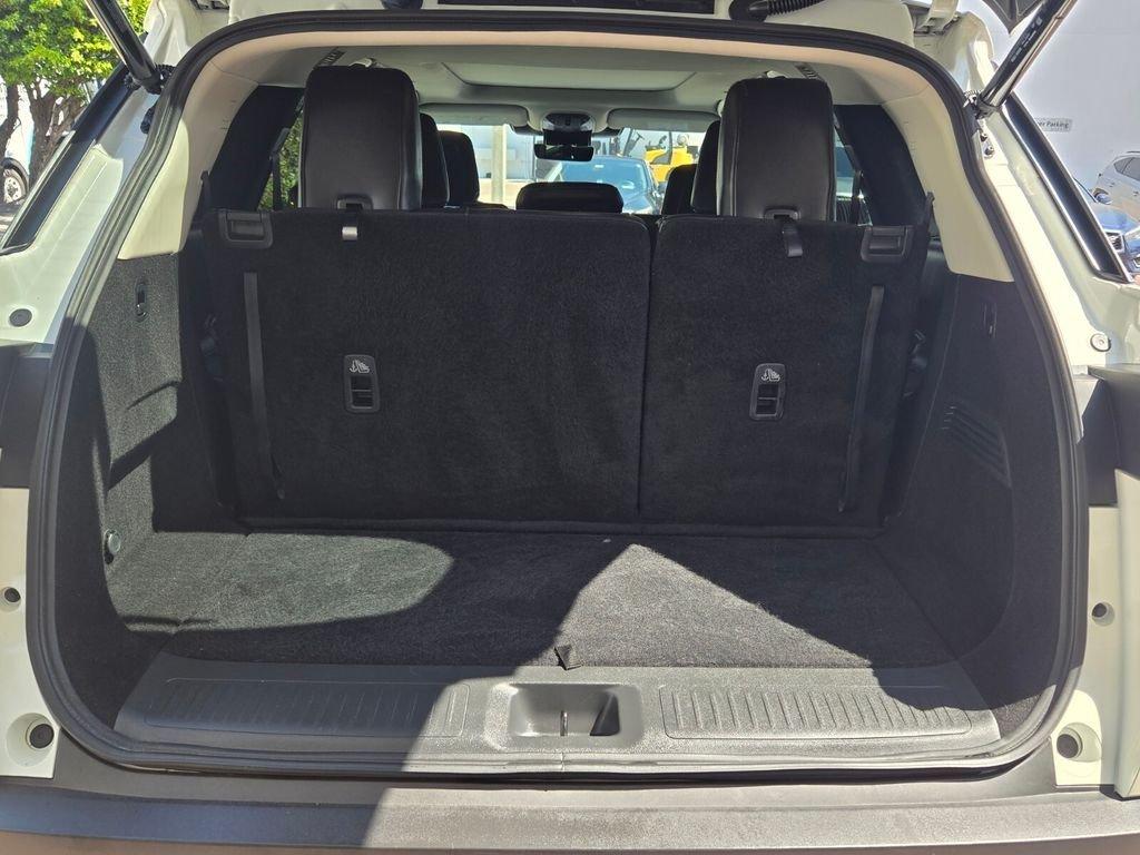 Infiniti Qx60 Luxe With Navigation - Thumbnail 11