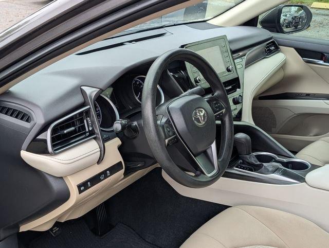 Toyota Camry Le Fwd 4D Sedan - Thumbnail 11