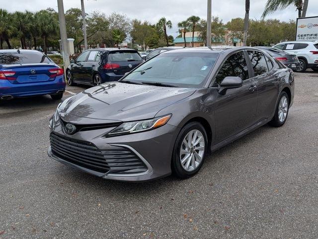 Toyota Camry Le Fwd 4D Sedan - Thumbnail 3