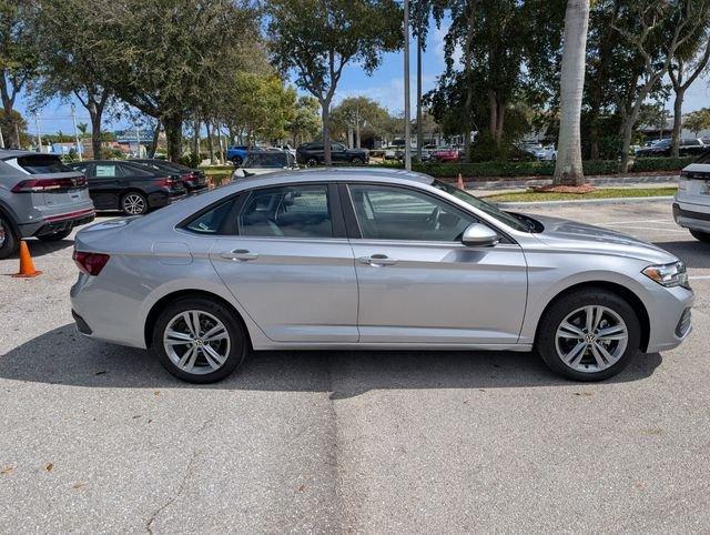 Volkswagen Jetta 1.5T Se Fwd 4D Sedan - Thumbnail 9