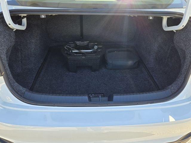 Volkswagen Jetta 1.5T Se Fwd 4D Sedan - Thumbnail 13