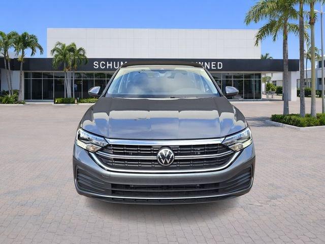 Volkswagen Jetta 1.5T Se Fwd 4D Sedan - Thumbnail 3