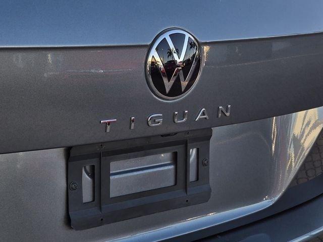Volkswagen Tiguan 2.0T S Fwd 4D Sport Utility - Thumbnail 10