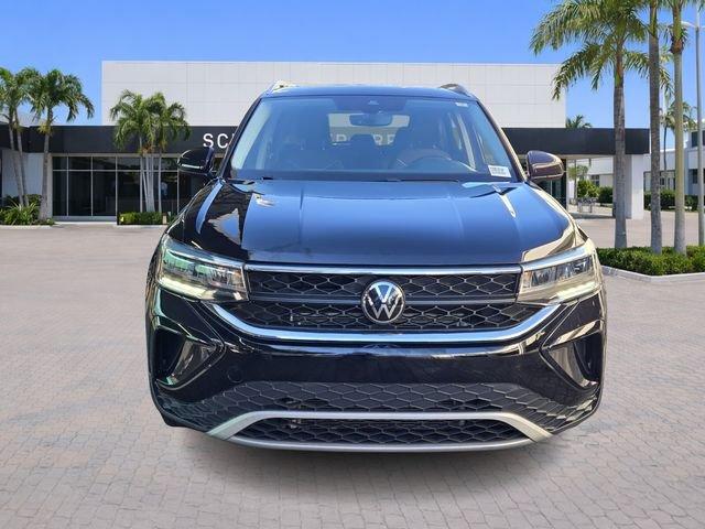 Volkswagen Taos 1.5T Se Fwd 4D Sport Utility - Thumbnail 3