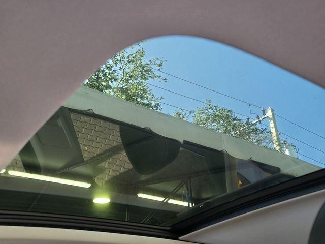 Volkswagen Taos 1.5T Se Fwd 4D Sport Utility - Thumbnail 17