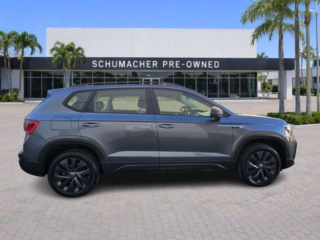 Volkswagen Taos 1.5T S Fwd 4D Sport Utility - Thumbnail 9