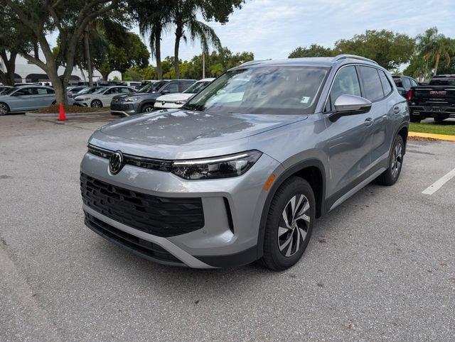 Volkswagen Tiguan 2.0T S Fwd 4D Sport Utility - Thumbnail 5