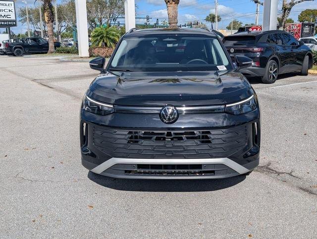 Volkswagen Tiguan 2.0T S Fwd 4D Sport Utility - Thumbnail 3