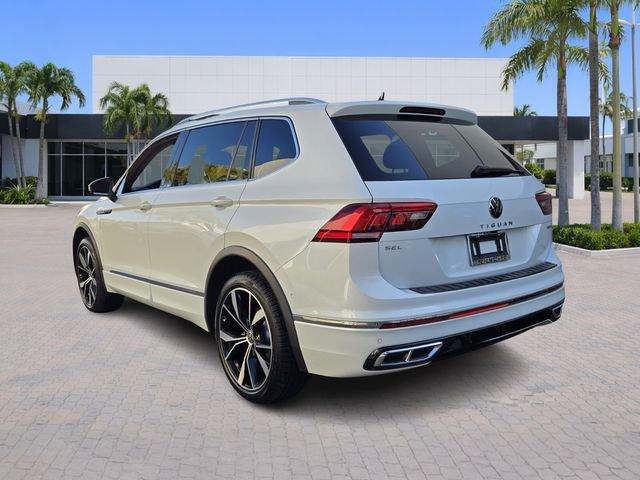 Volkswagen Tiguan 2.0T Sel R-Line With Navigation & Awd - Thumbnail 6