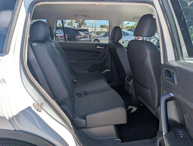 Volkswagen Tiguan 2.0T Se Fwd 4D Sport Utility - Thumbnail 18