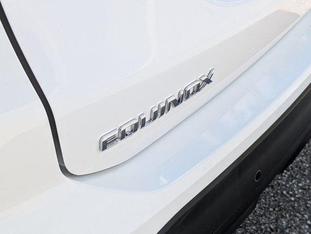 Chevrolet Equinox Ls Fwd 4D Sport Utility - Thumbnail 17