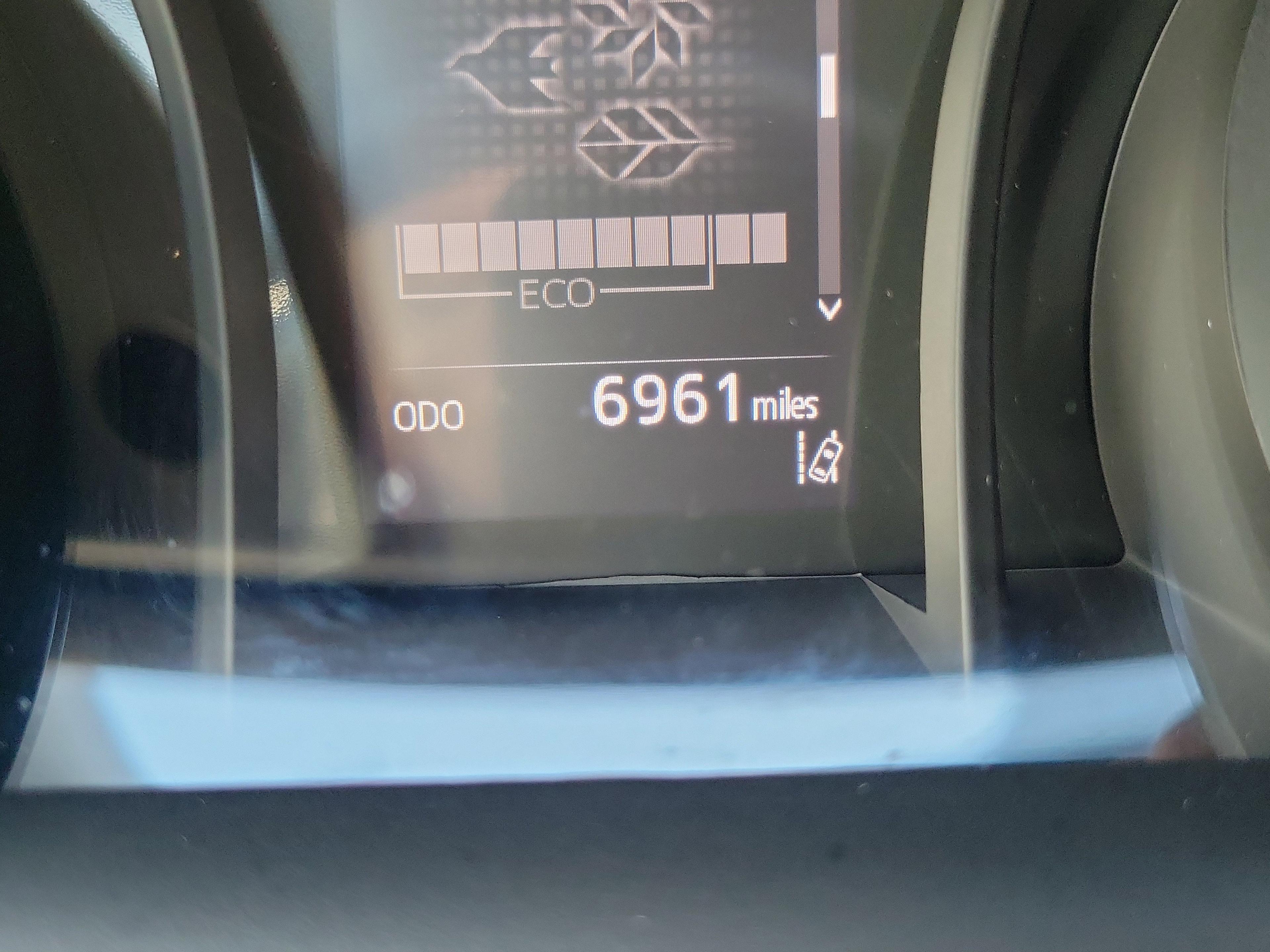 Toyota Camry Se Fwd - Thumbnail 19