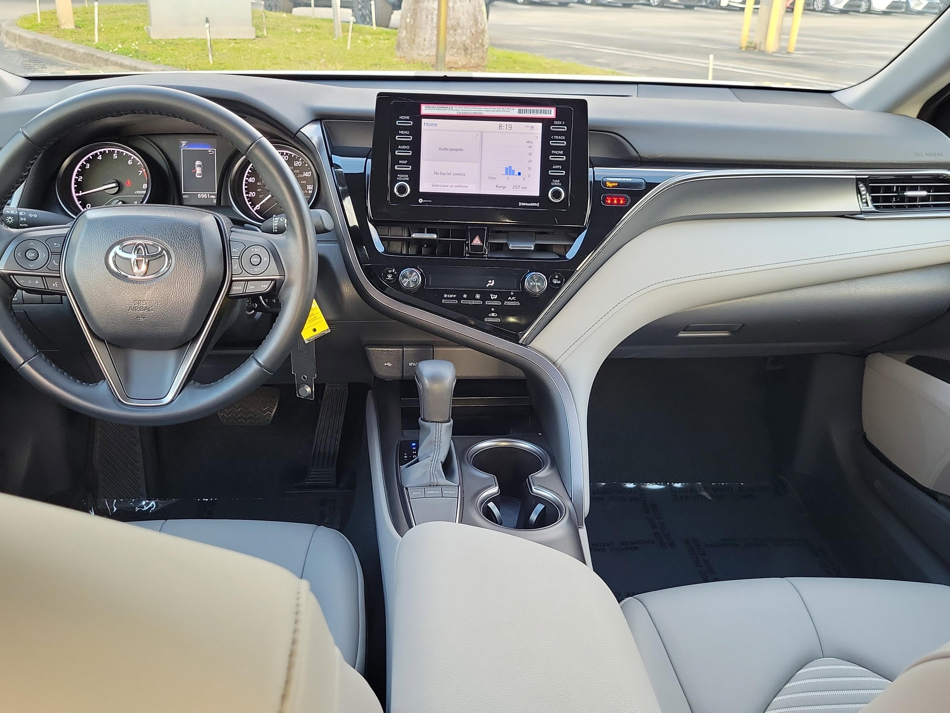 Toyota Camry Se Fwd - Thumbnail 11