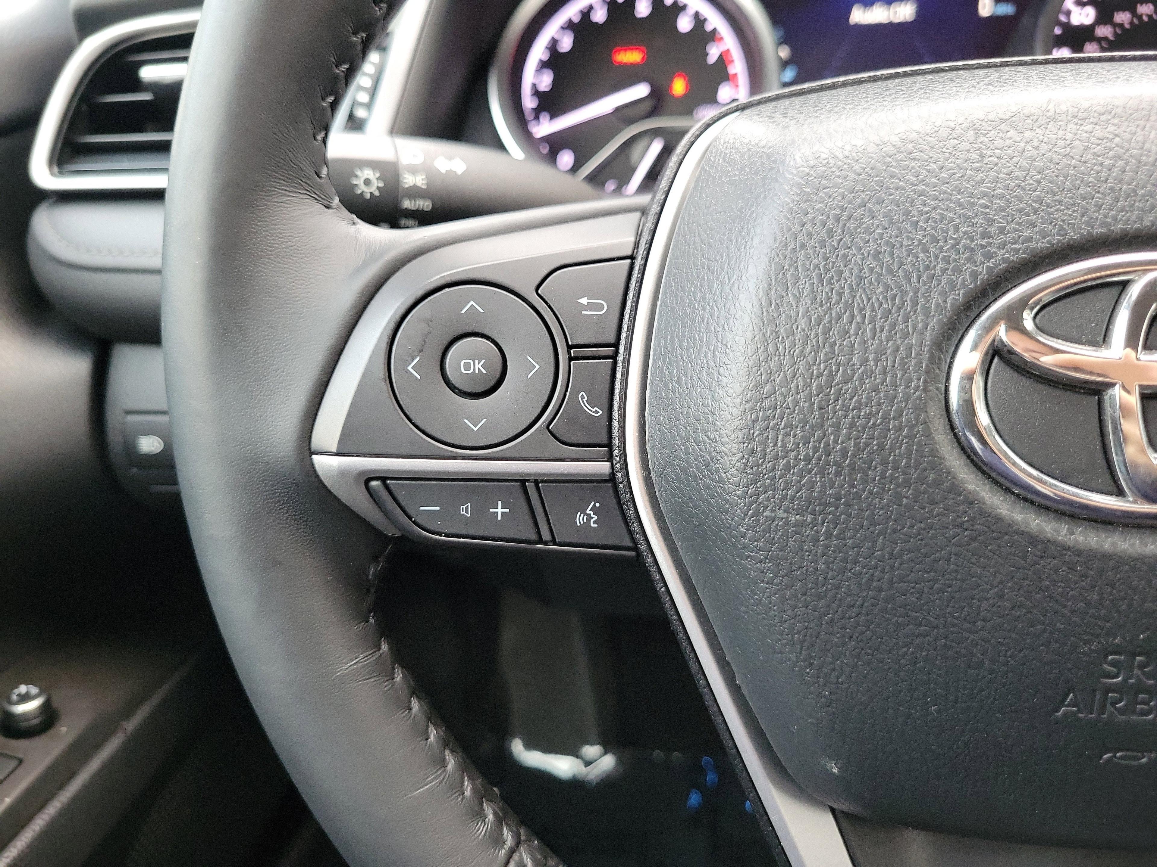 Toyota Camry Xle Fwd - Thumbnail 17