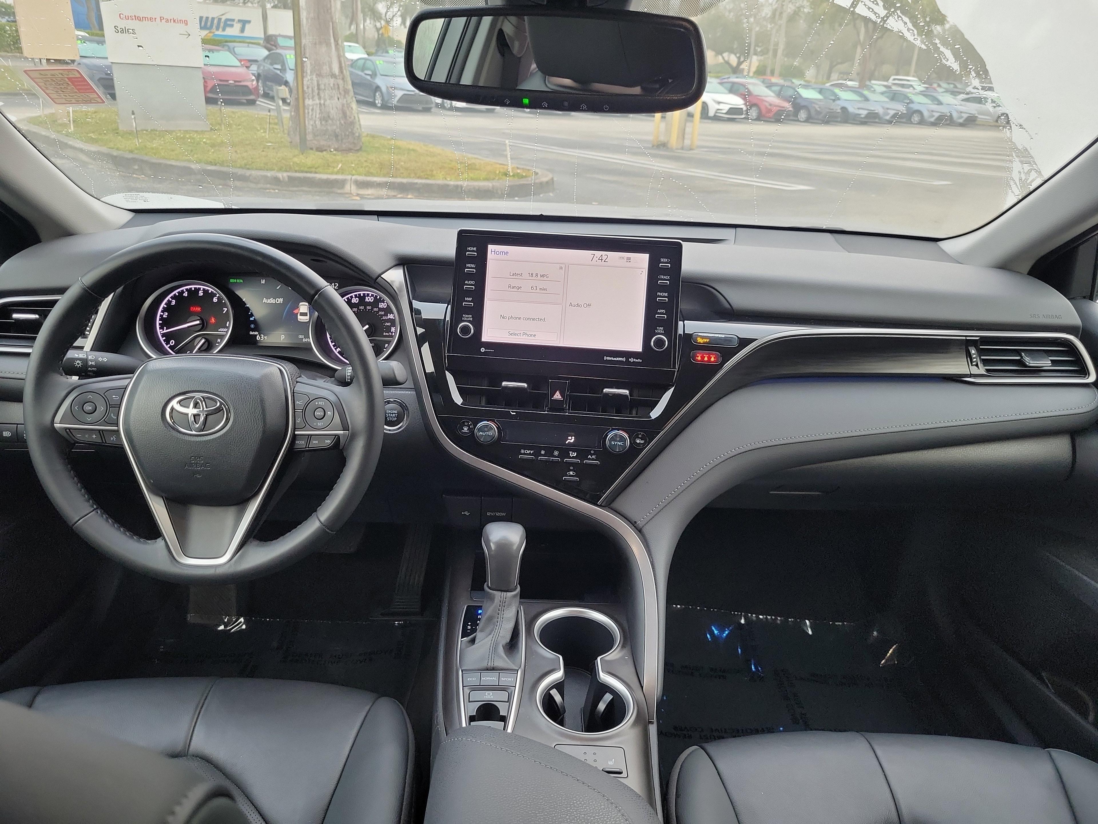 Toyota Camry Xle Fwd - Thumbnail 12