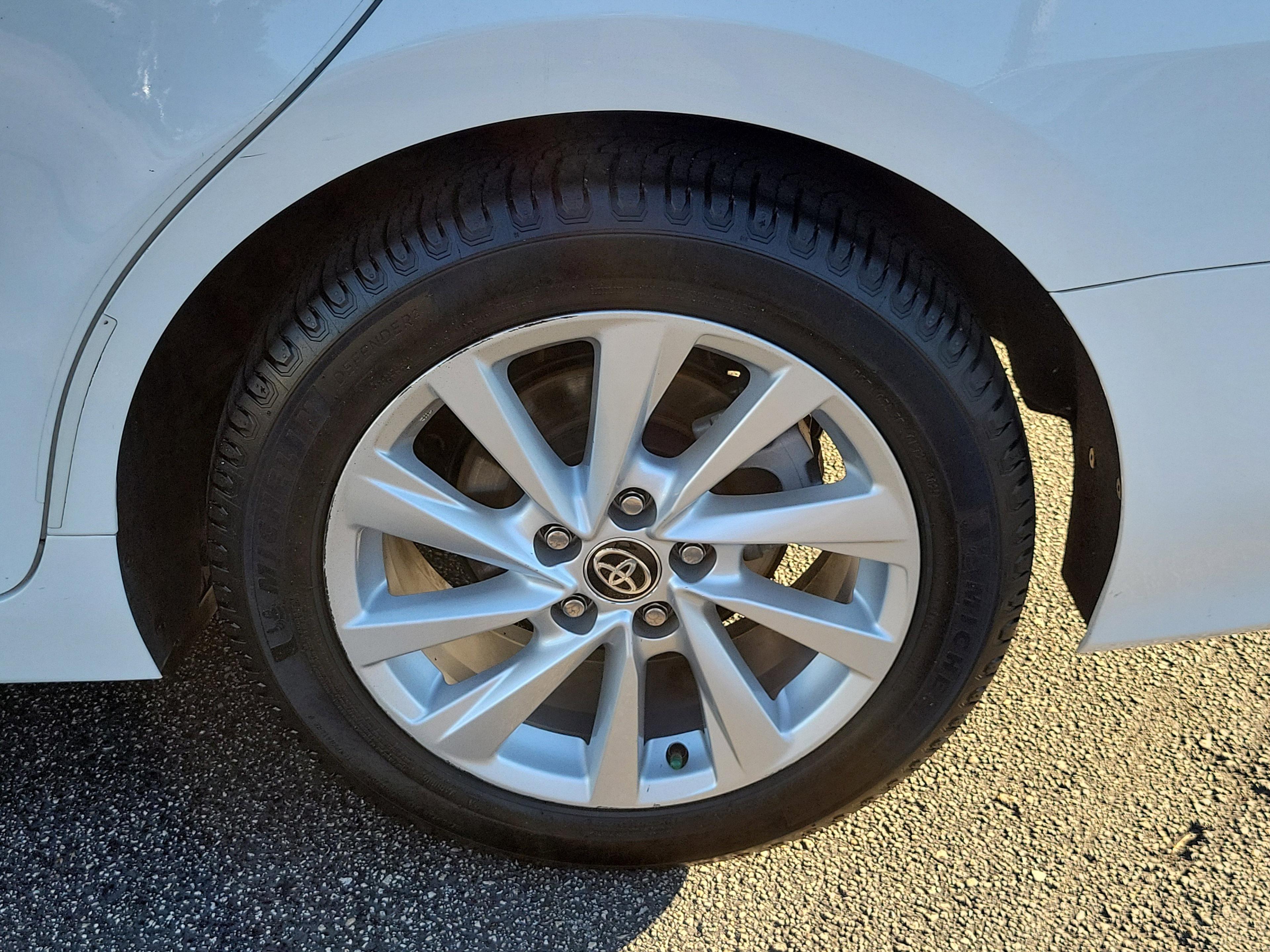 Toyota Camry Le Fwd - Thumbnail 9