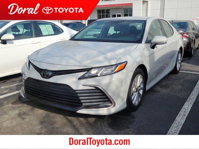 Toyota Camry Le Fwd - View 1