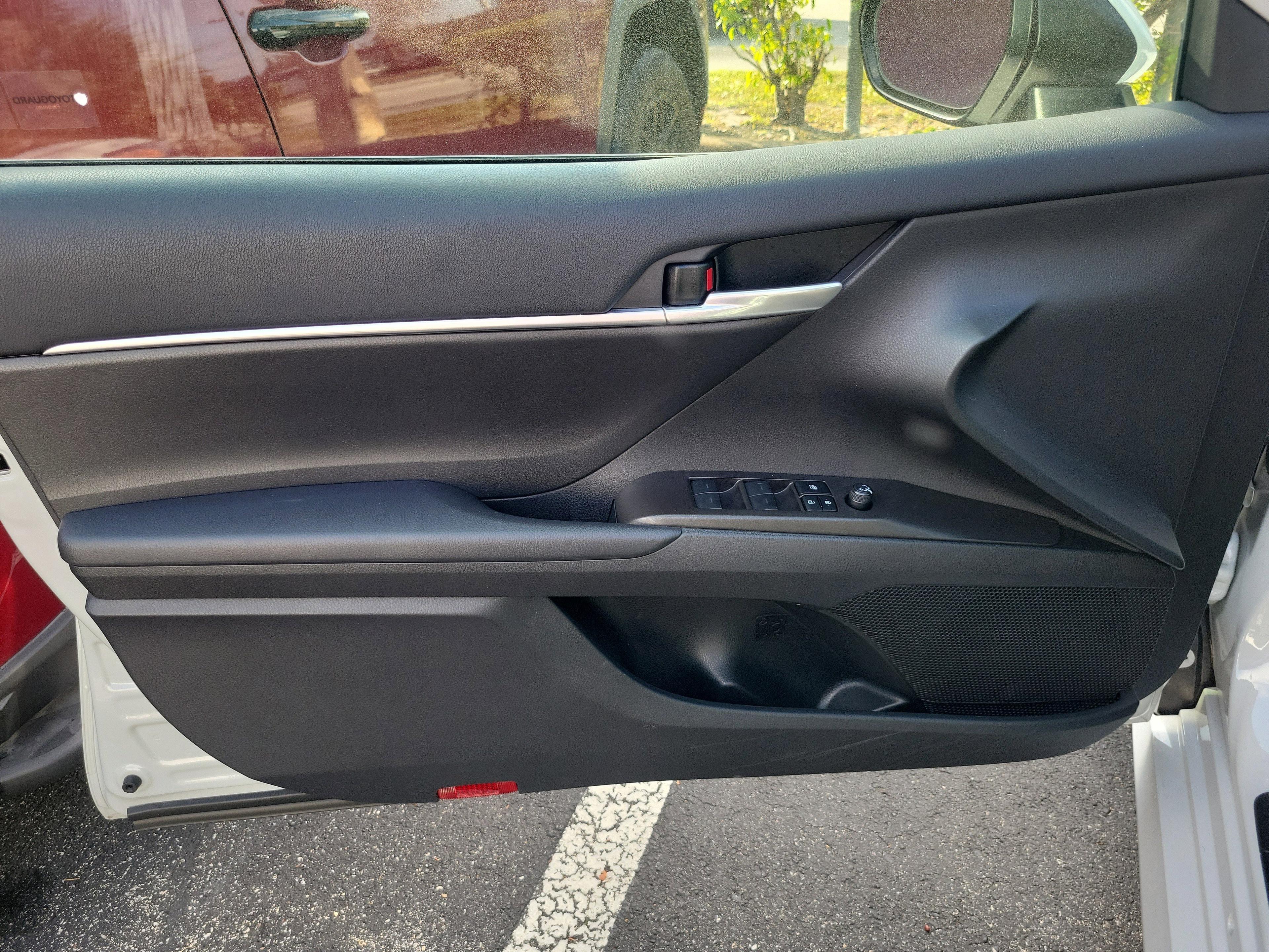 Toyota Camry Le Fwd - Thumbnail 13